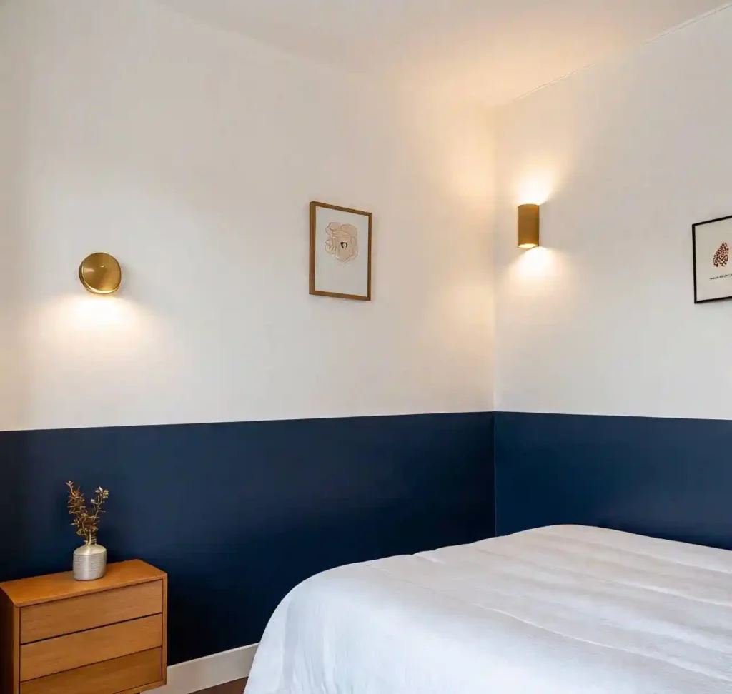 20 Two-Tone Wall Ideas for Small Bedrooms: Stylish Color Combos That Maximize Space 5 4-Two-Tone Wall Idea for Small Bedrooms